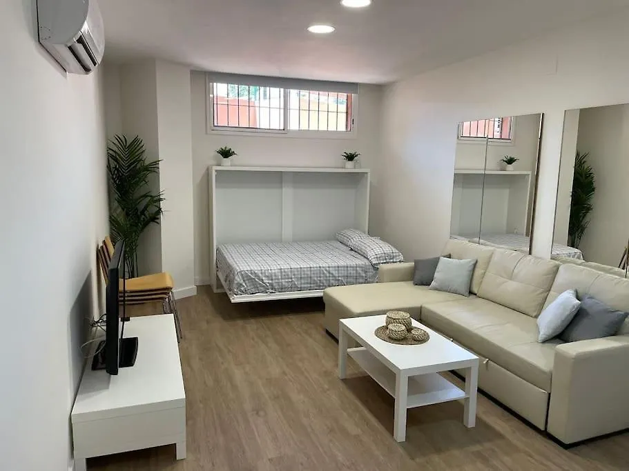 Precioso Estudio Recien Reformado Con Piscina. Apartamento Torremolinos 0*,  España