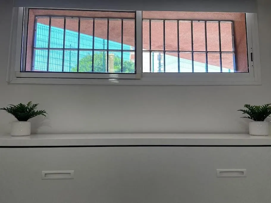 Precioso Estudio Recien Reformado Con Piscina. Apartamento Torremolinos