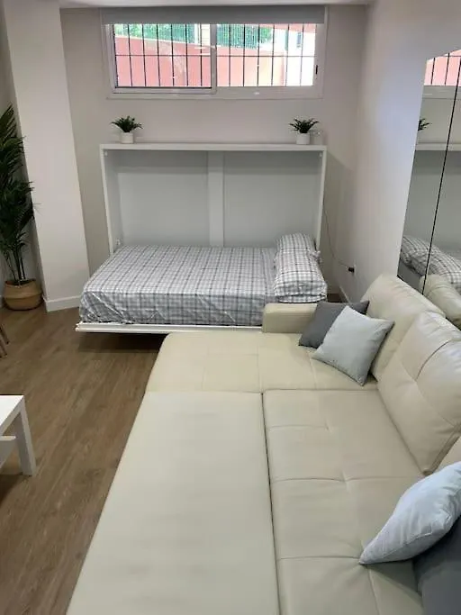 Precioso Estudio Recien Reformado Con Piscina. Apartamento Torremolinos España